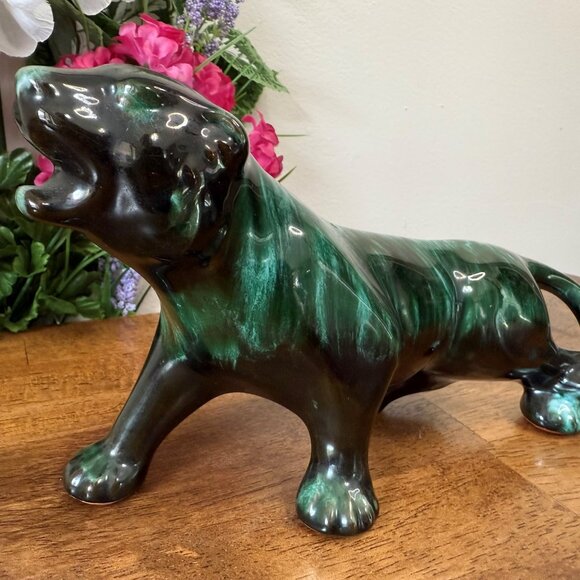 Blue Mountain Pottery Cougar Figurine Green Drip Glaze Canadian Vintage Ceramic - Picture 5 of 7
